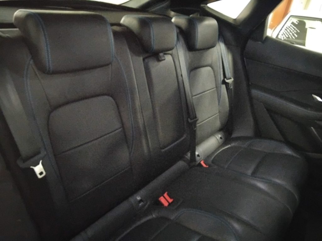 JAGUAR E-Pace 2.0 D 180 CV AWD aut. R-Dynamic S - 10