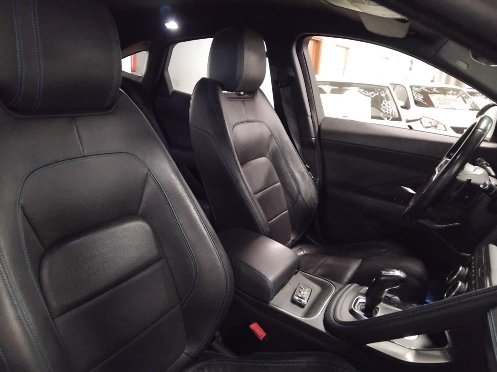 JAGUAR E-Pace 2.0 D 180 CV AWD aut. R-Dynamic S - 11