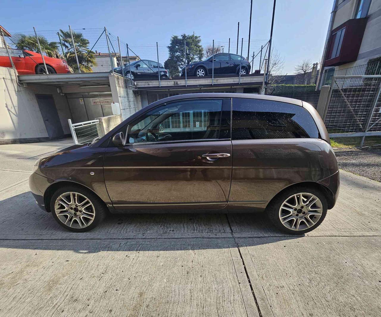 LANCIA Ypsilon 1.2 Versus - 8