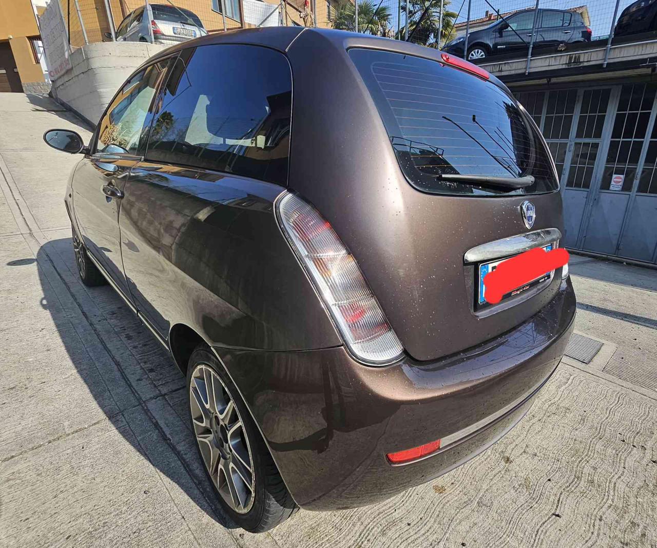 LANCIA Ypsilon 1.2 Versus - 5