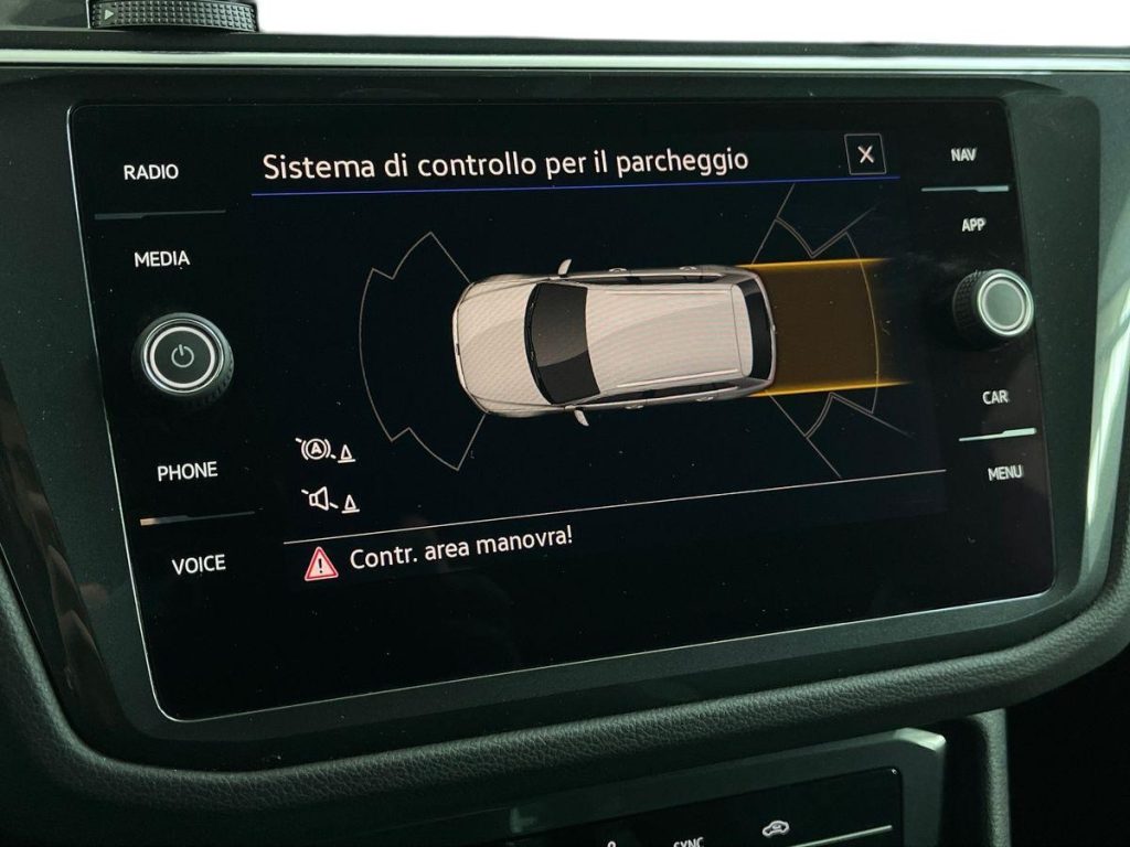 VOLKSWAGEN Tiguan 1.5 TSI 150 CV DSG ACT R-Line - 12