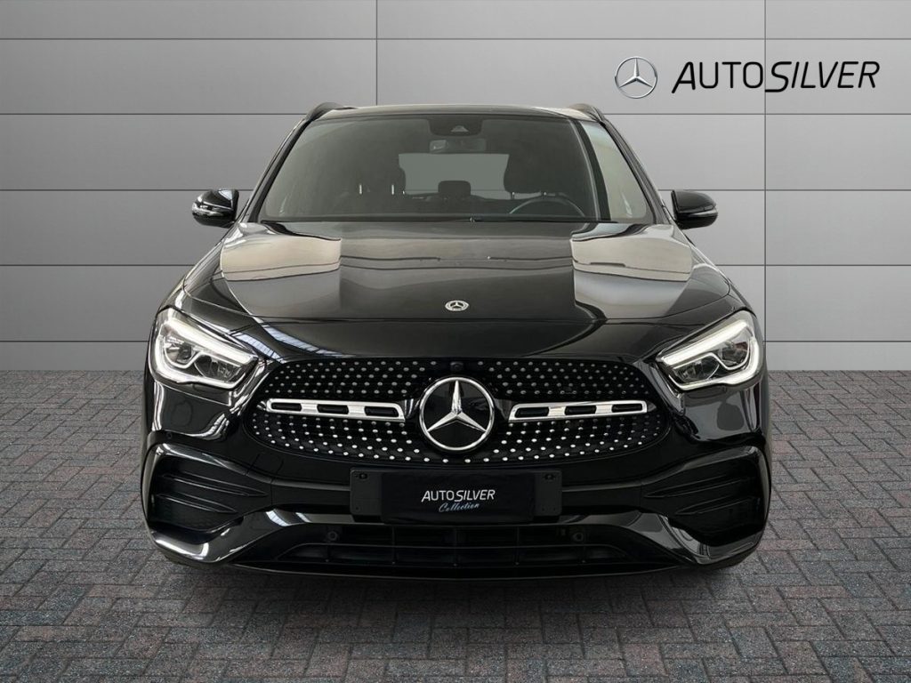 MERCEDES-BENZ GLA 200 d Automatic Premium - 3