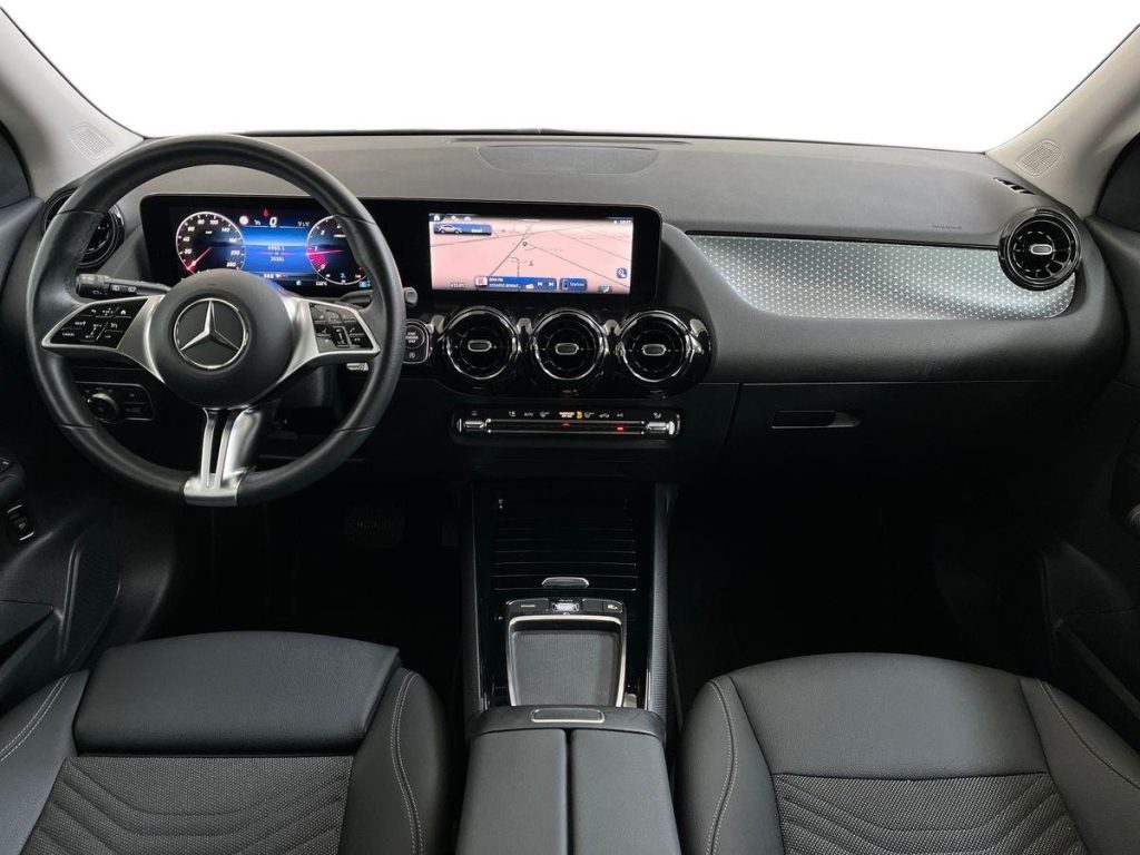 MERCEDES-BENZ GLA 180 d Automatic Advanced - 9
