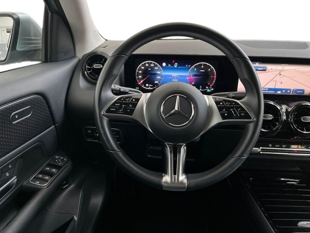 MERCEDES-BENZ GLA 180 d Automatic Advanced - 11