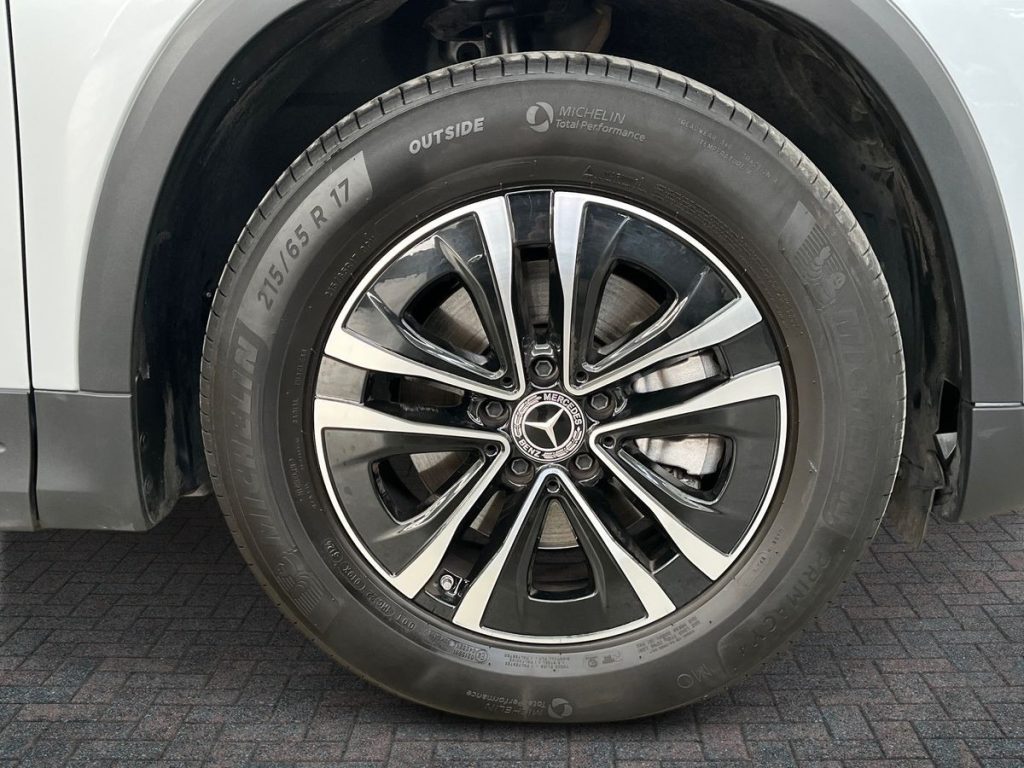 MERCEDES-BENZ GLA 180 d Automatic Advanced - 7