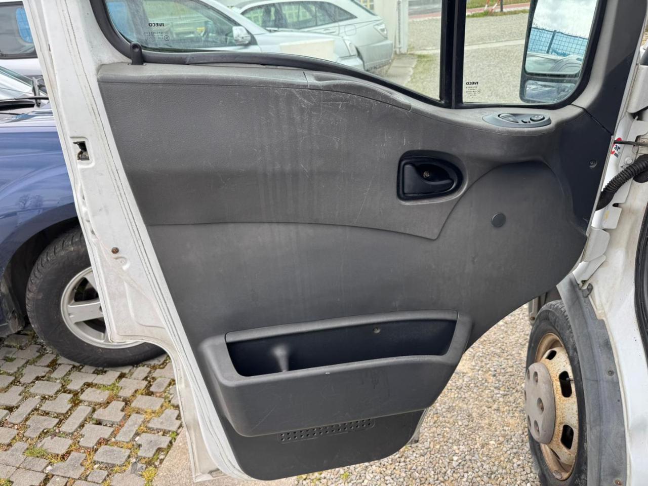 IVECO Daily 35C13V/BarTor2.8 TDI PL-TM-RG Furg - 7