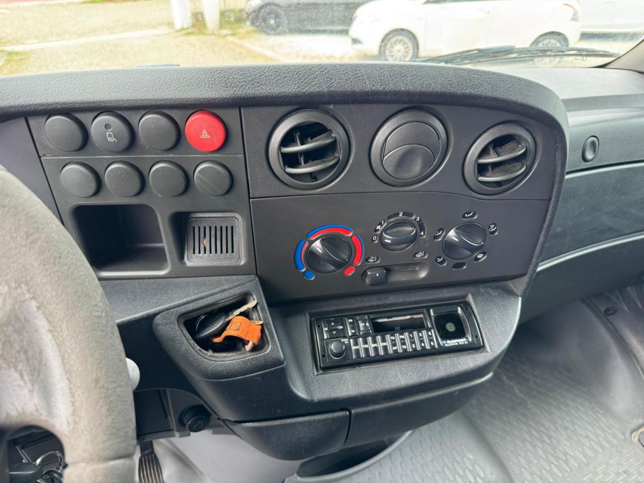 IVECO Daily 35C13V/BarTor2.8 TDI PL-TM-RG Furg - 9