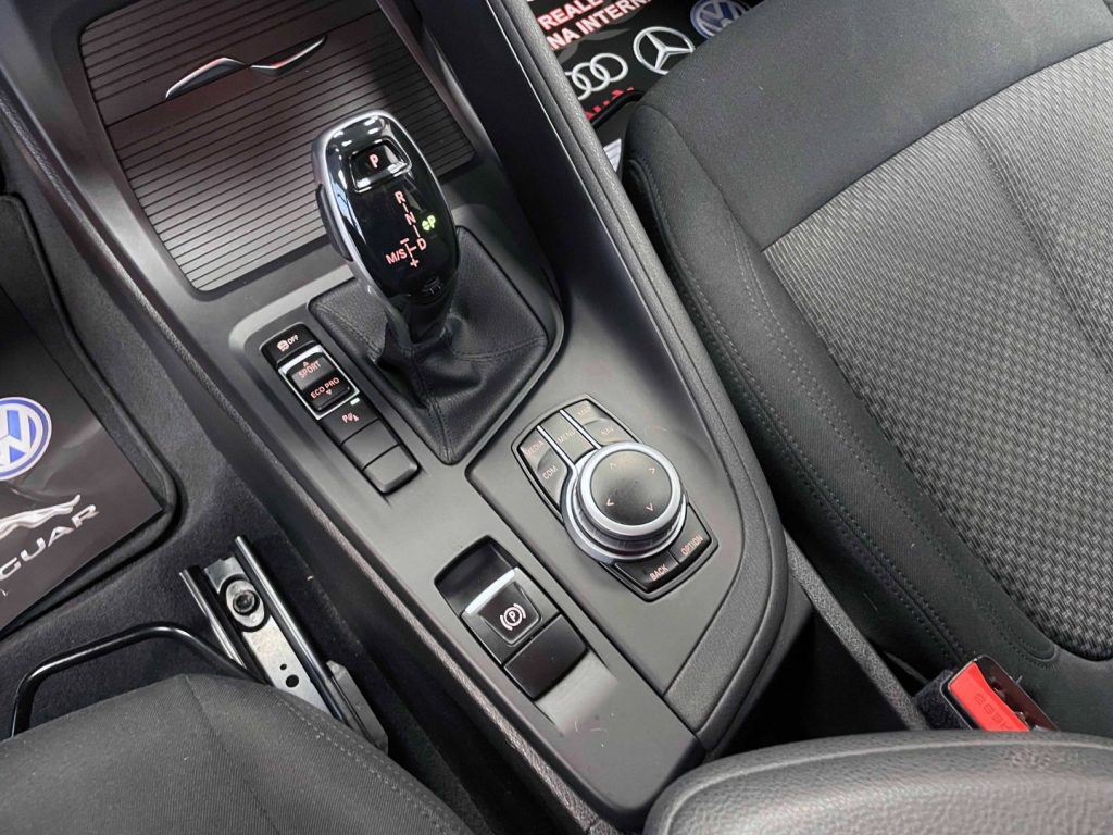 BMW X1 SDRIVE18D ADVANTAGE AUTO - IVA DEDUCIBILE - 29