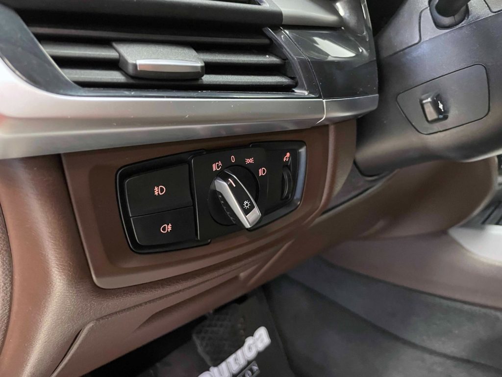 BMW X5 XDRIVE25D BUSINESS 231CV AUTO - 42