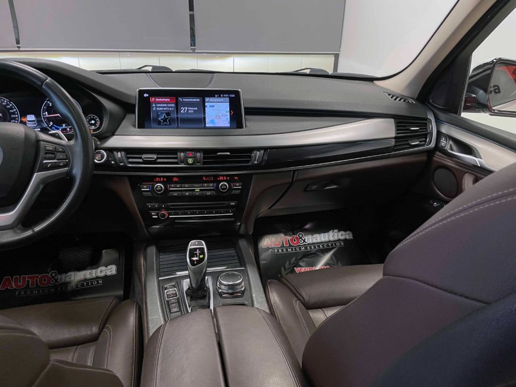 BMW X5 XDRIVE25D BUSINESS 231CV AUTO - 63