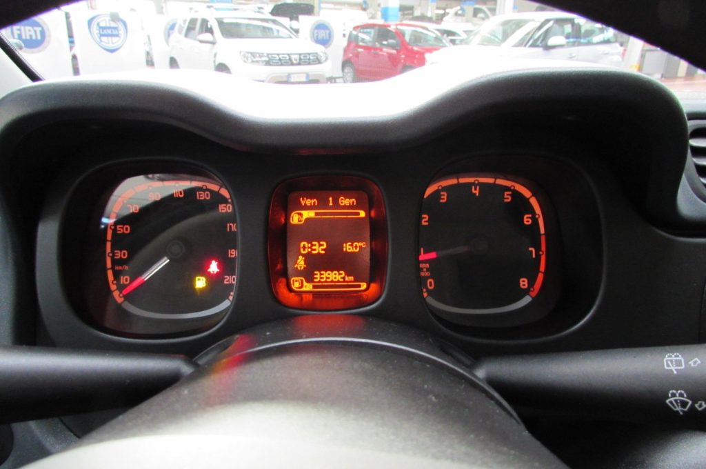 FIAT Panda 1.0 FireFly S&S Hybrid - 8