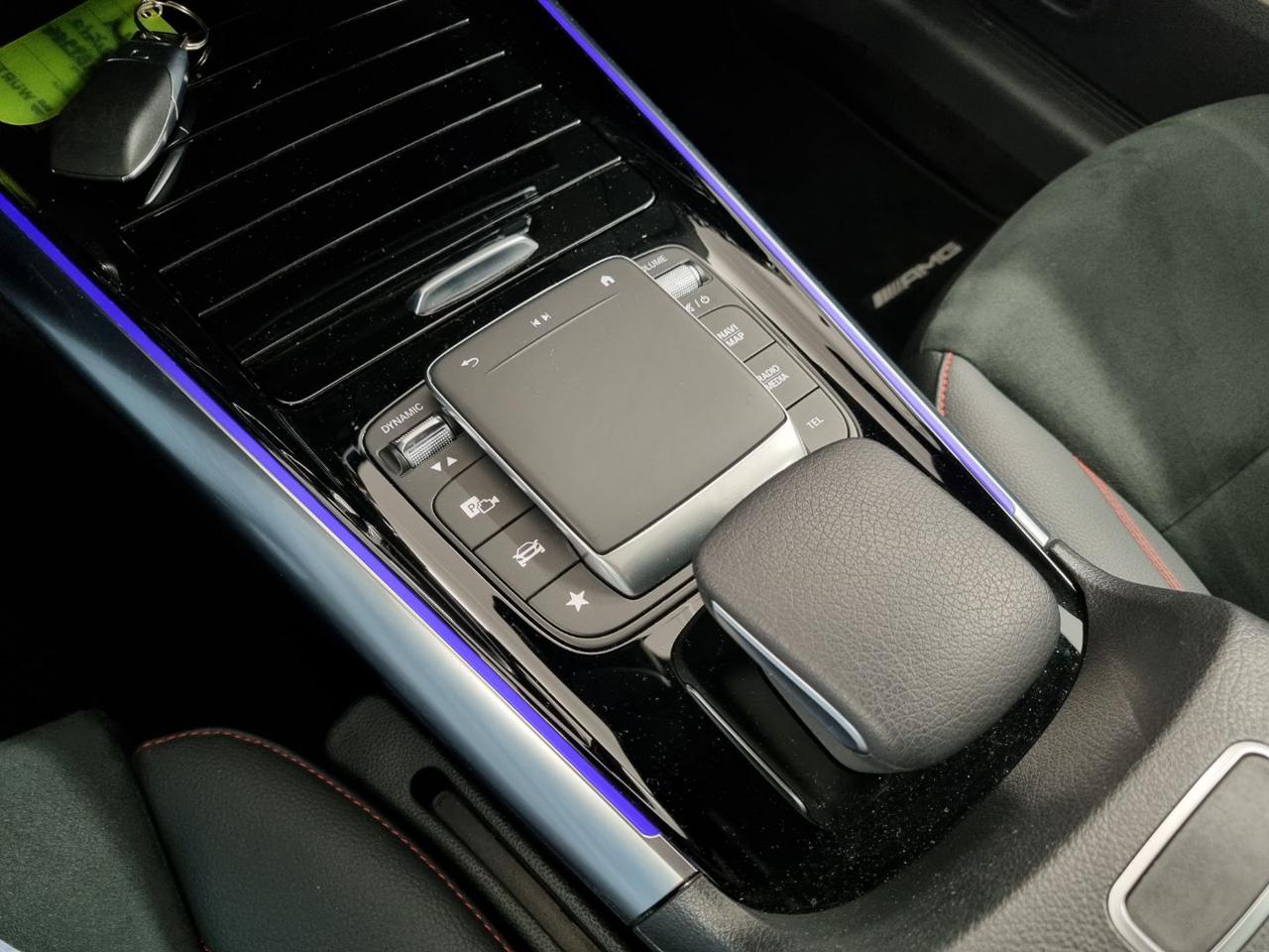 MERCEDES-BENZ GLA 200 d Automatic AMG Line Premium - 18