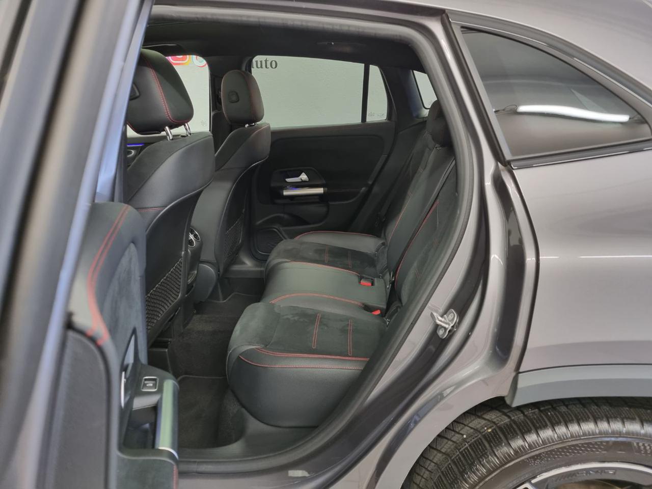 MERCEDES-BENZ GLA 200 d Automatic AMG Line Premium - 12