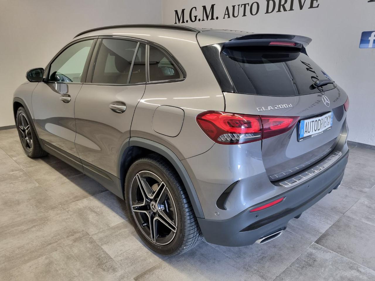 MERCEDES-BENZ GLA 200 d Automatic AMG Line Premium - 29