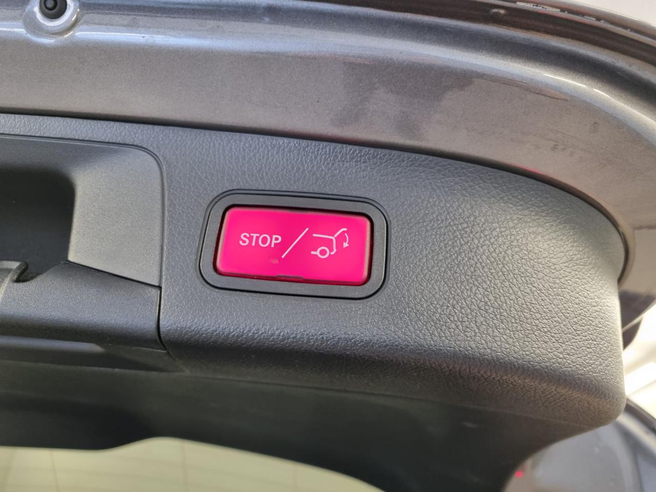 MERCEDES-BENZ GLA 200 d Automatic AMG Line Premium - 13