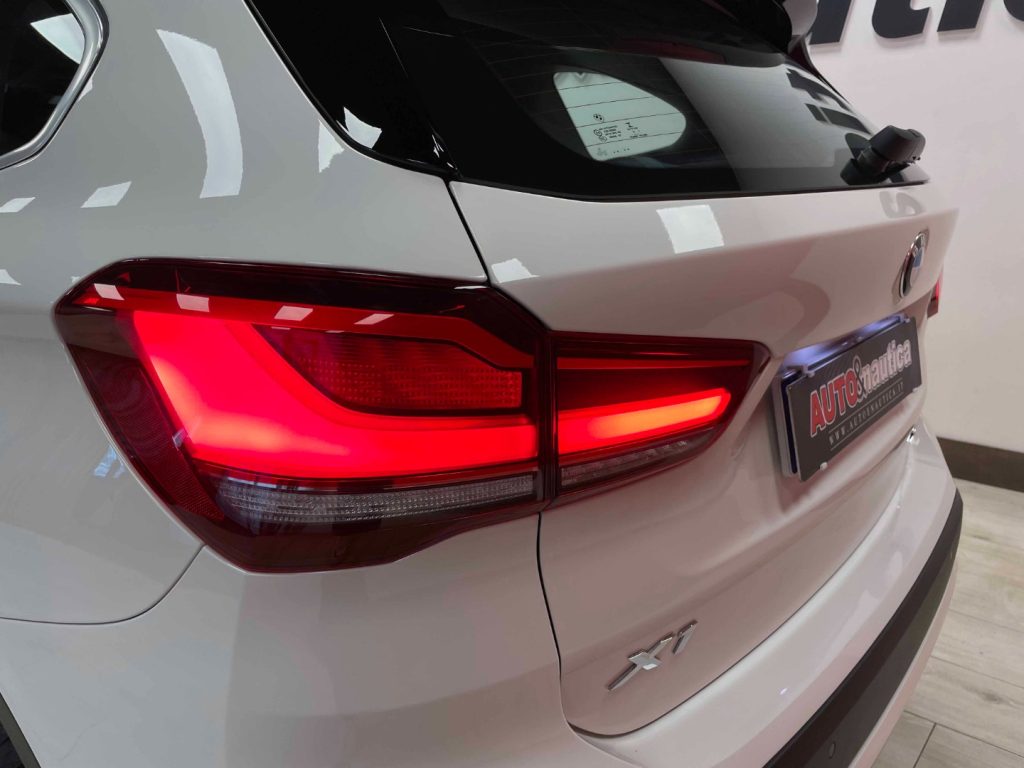 BMW X1 XDRIVE18D XLINE PLUS AUTO - 13