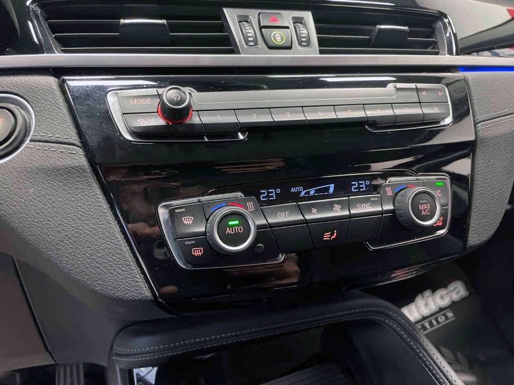 BMW X1 XDRIVE18D XLINE PLUS AUTO - 27