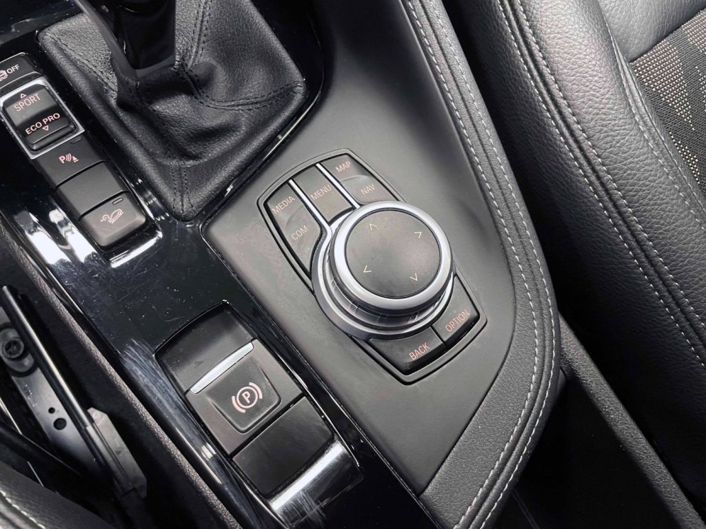 BMW X1 XDRIVE18D XLINE PLUS AUTO - 29