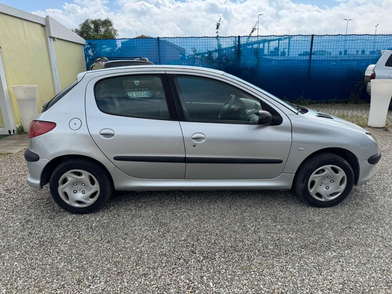 PEUGEOT 206 1.1 5p. Lee - 3