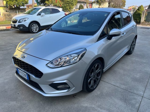 FORD Fiesta Argento metallizzato