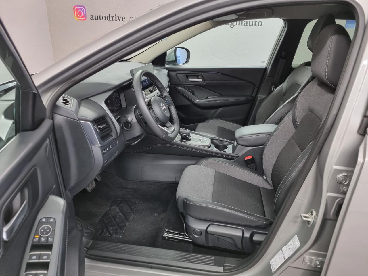 NISSAN Qashqai MHEV 158 CV Xtronic N-Connecta - 9