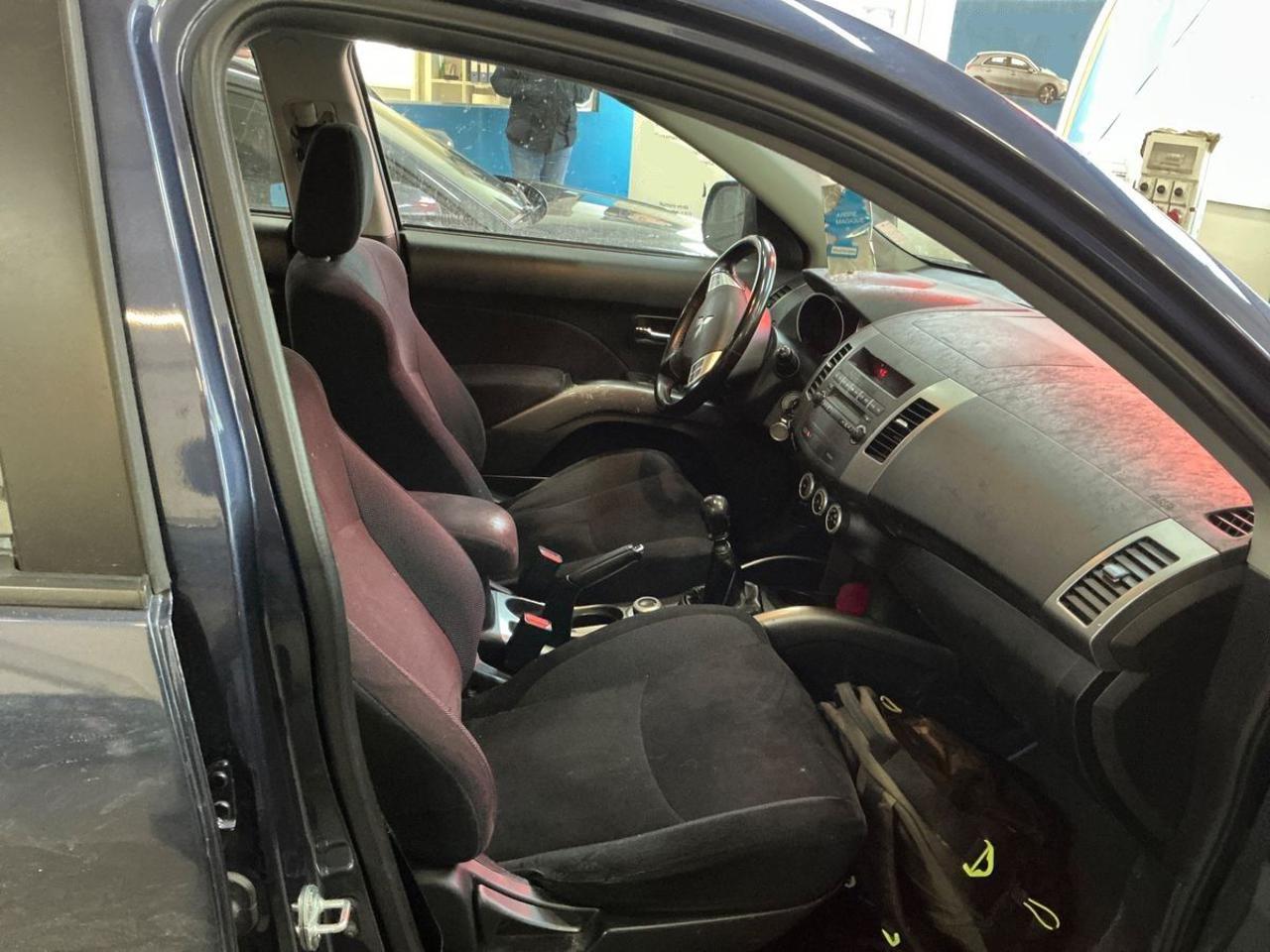 MITSUBISHI Outlander 2.0 DI-D Intense DPF - 3