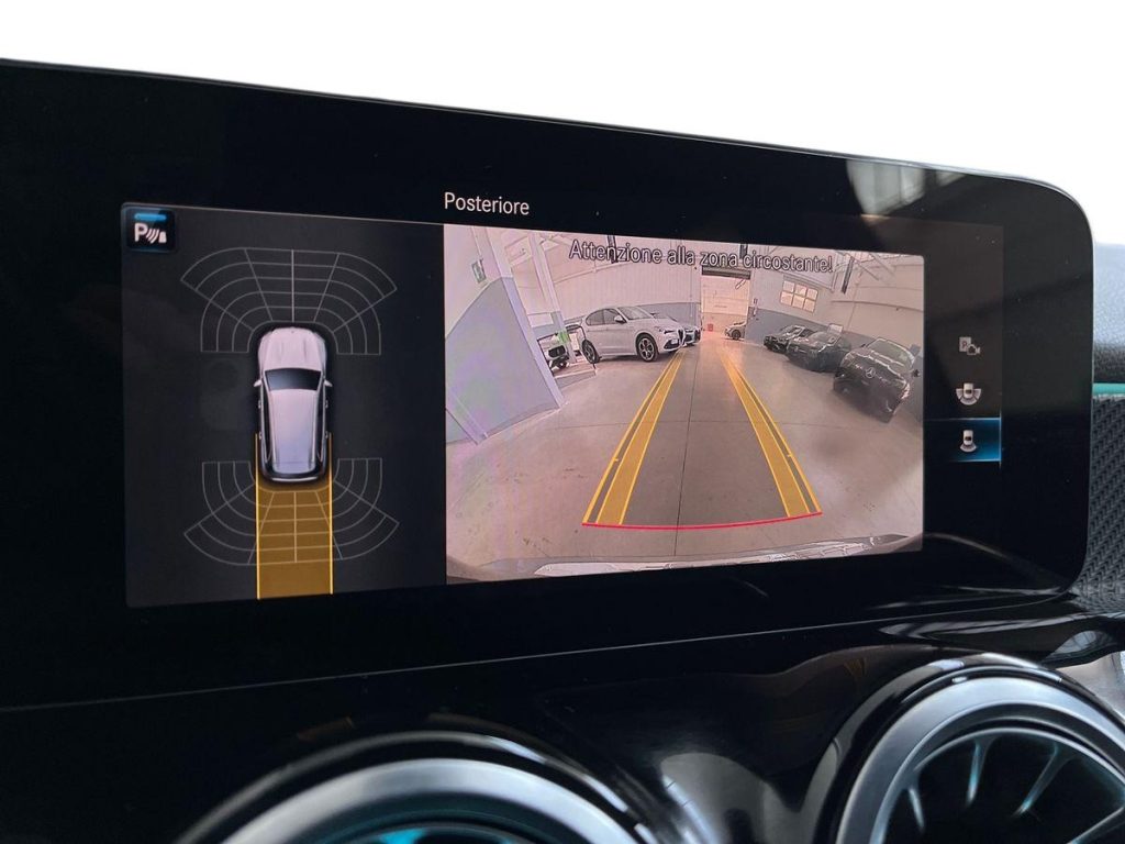 MERCEDES-BENZ GLB 200 d Automatic Premium - 12