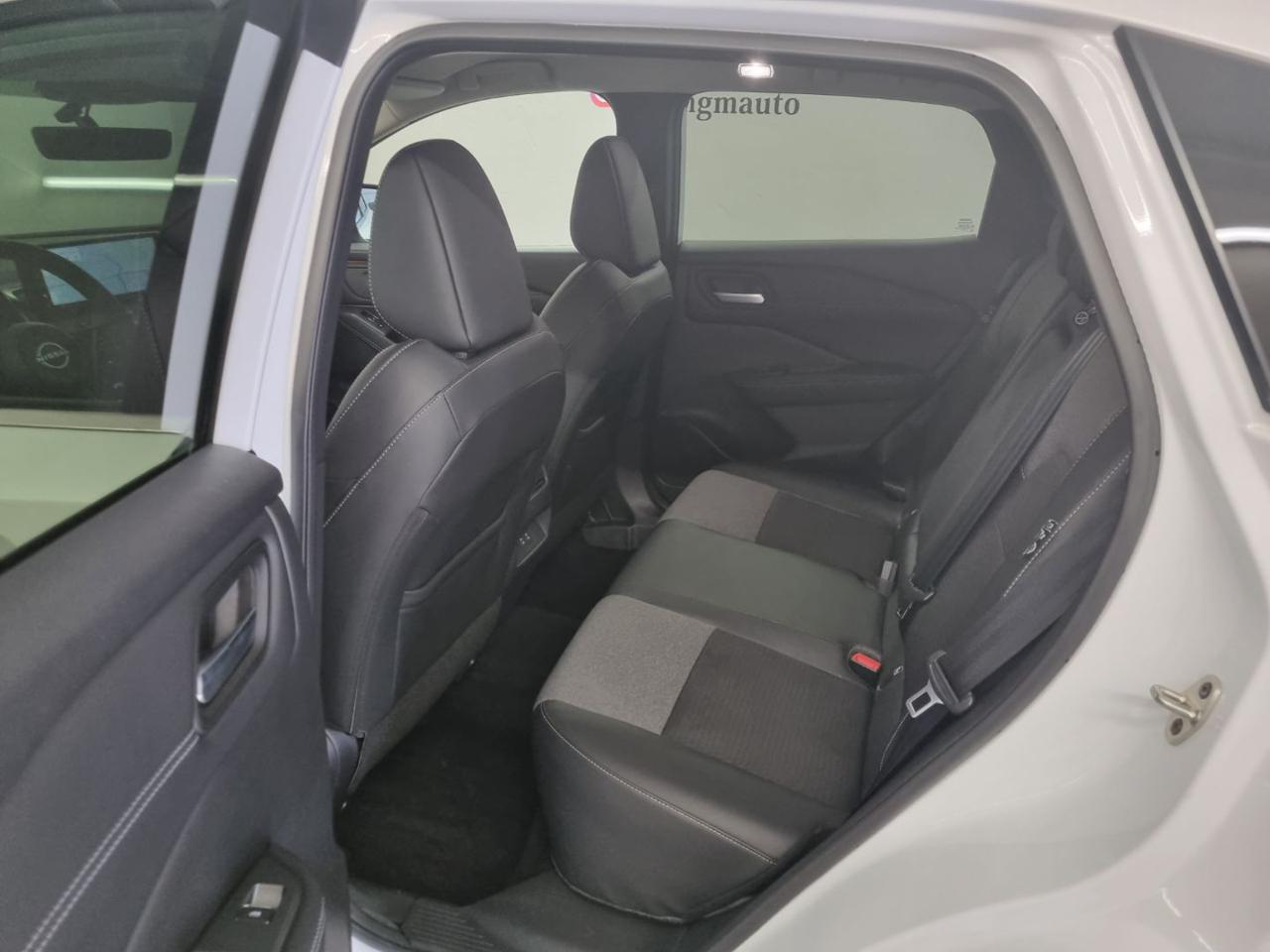 NISSAN Qashqai MHEV 158 CV Xtronic N-Connecta - 9