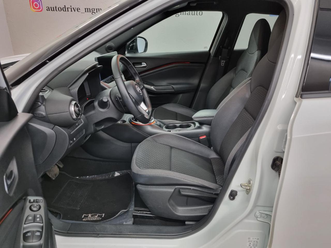 NISSAN Juke 1.0 DIG-T 114 CV DCT N-Connecta - 8