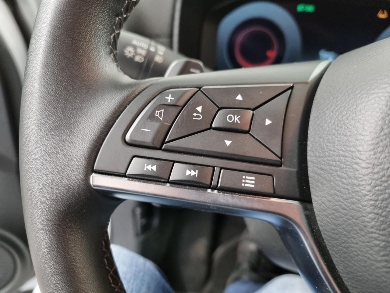 NISSAN Juke 1.0 DIG-T 114 CV DCT N-Connecta - 33