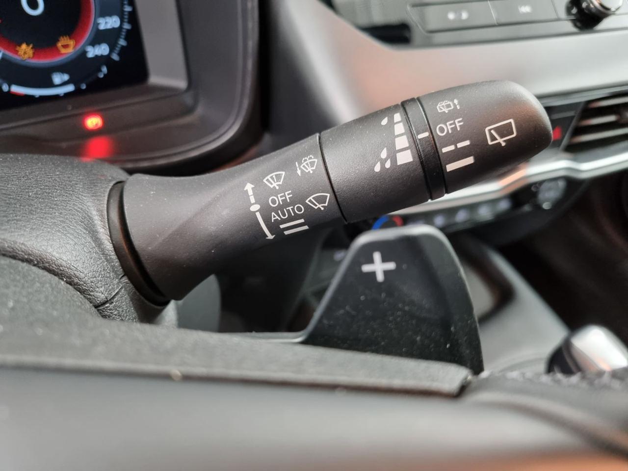 NISSAN Juke 1.0 DIG-T 114 CV DCT N-Connecta - 34