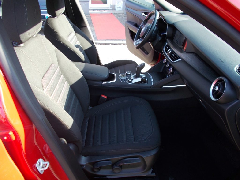 ALFA ROMEO Stelvio 2.2 Turbodiesel 190 CV AT8 Q4 Super Business - 11