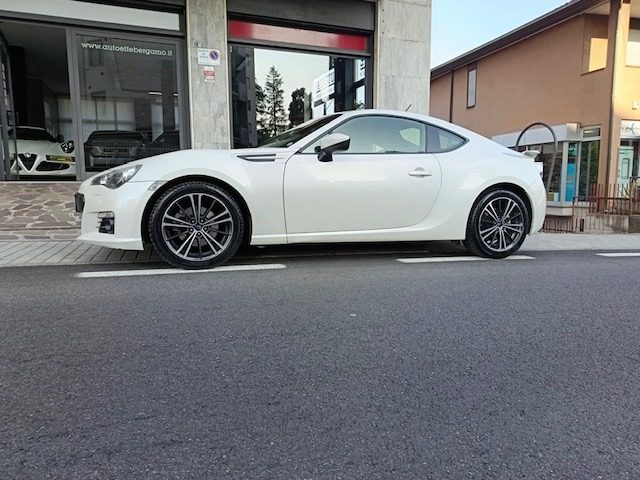 SUBARU BRZ Bianco perlato
