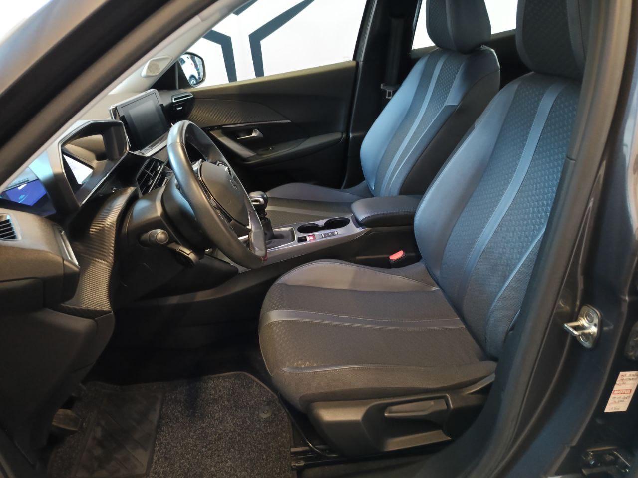 PEUGEOT 2008 PureTech 130 S&S Allure - 8