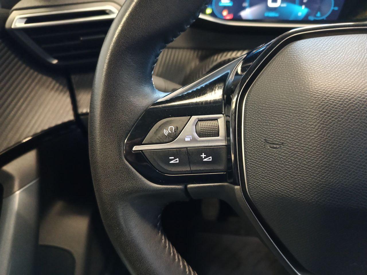 PEUGEOT 2008 PureTech 130 S&S Allure - 15