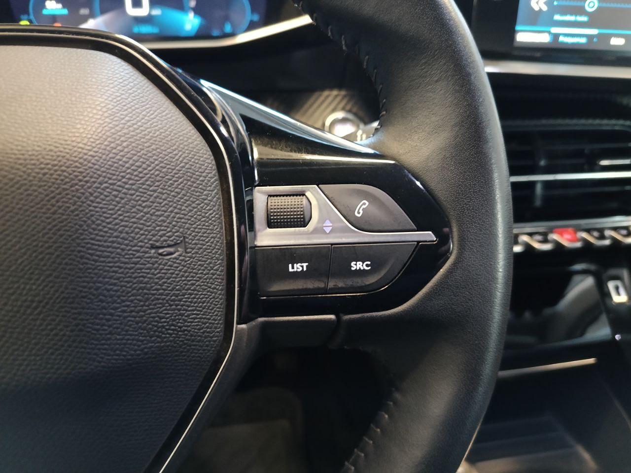 PEUGEOT 2008 PureTech 130 S&S Allure - 16