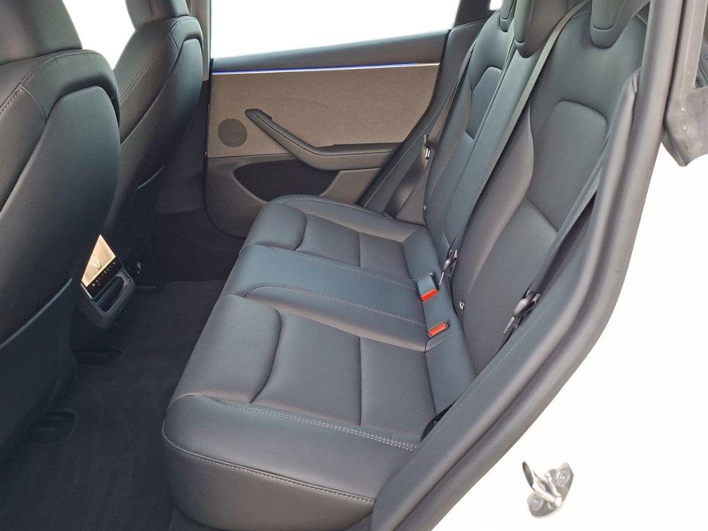 TESLA Model 3 NV35 RWD Premium Aut. - 11