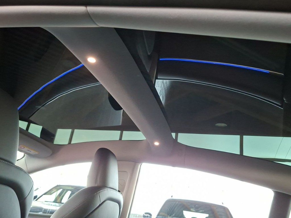 TESLA Model 3 NV35 RWD Premium Aut. - 7