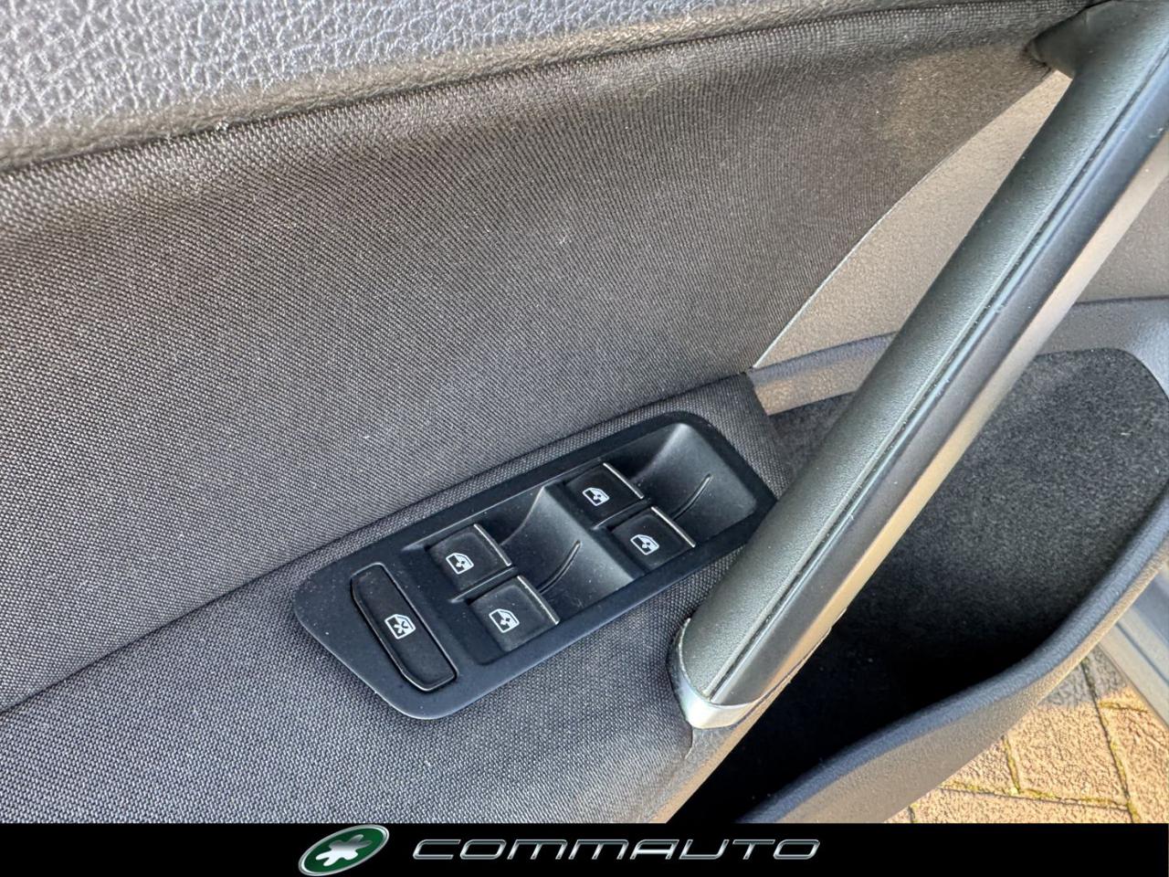 VOLKSWAGEN Golf 1.6 TDI 110 CV DSG 5p. Comfortline BlueMotion Tech - 14