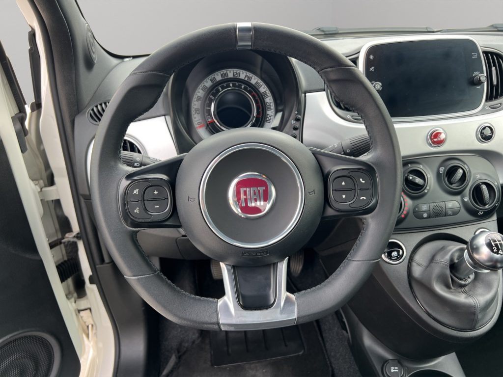 FIAT 500 1.0 Hybrid Connect - 11