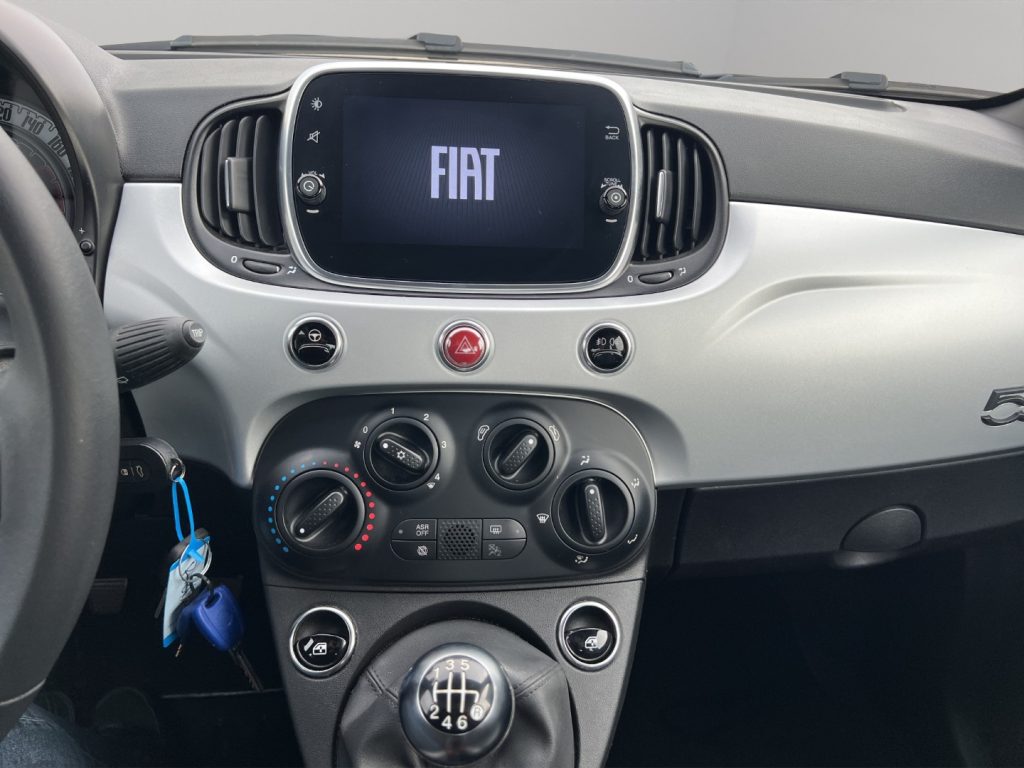 FIAT 500 1.0 Hybrid Connect - 13