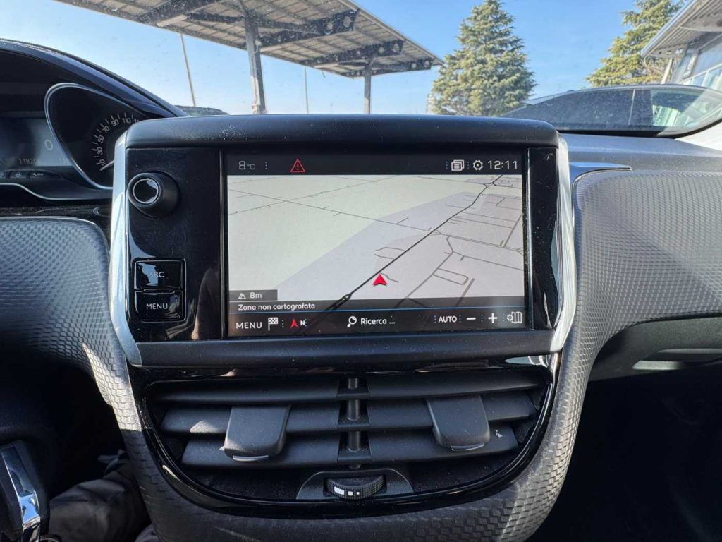 PEUGEOT 2008 1° serie BlueHDi 100 S&S Allure - 16