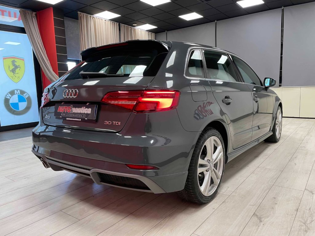 AUDI A3 SPORTBACK 30 1.6 TDI 116CV S-TRONIC - 11