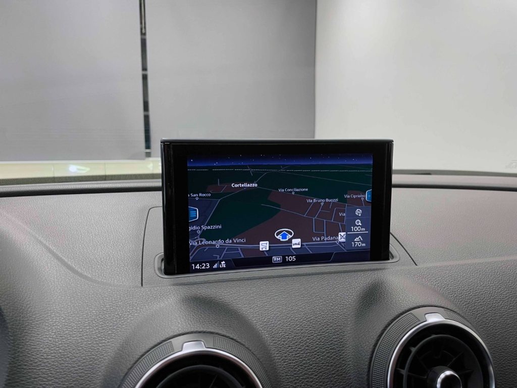 AUDI A3 SPORTBACK 30 1.6 TDI 116CV S-TRONIC - 23