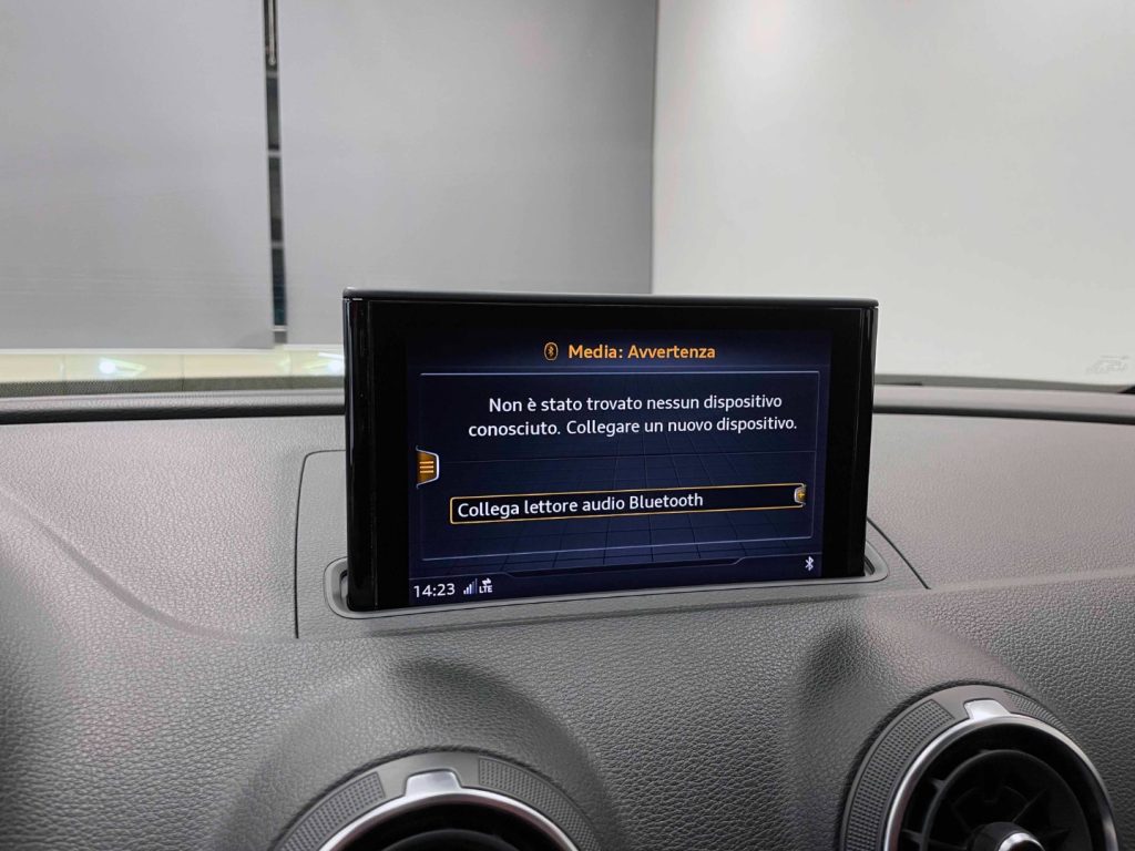 AUDI A3 SPORTBACK 30 1.6 TDI 116CV S-TRONIC - 26