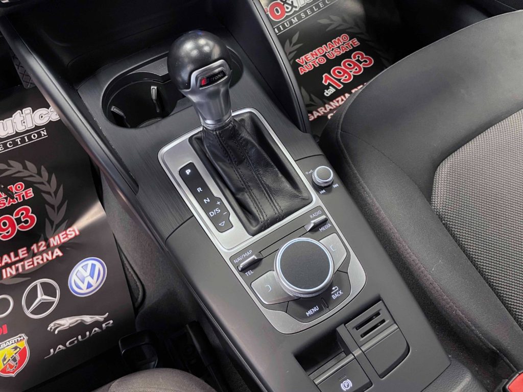 AUDI A3 SPORTBACK 30 1.6 TDI 116CV S-TRONIC - 28