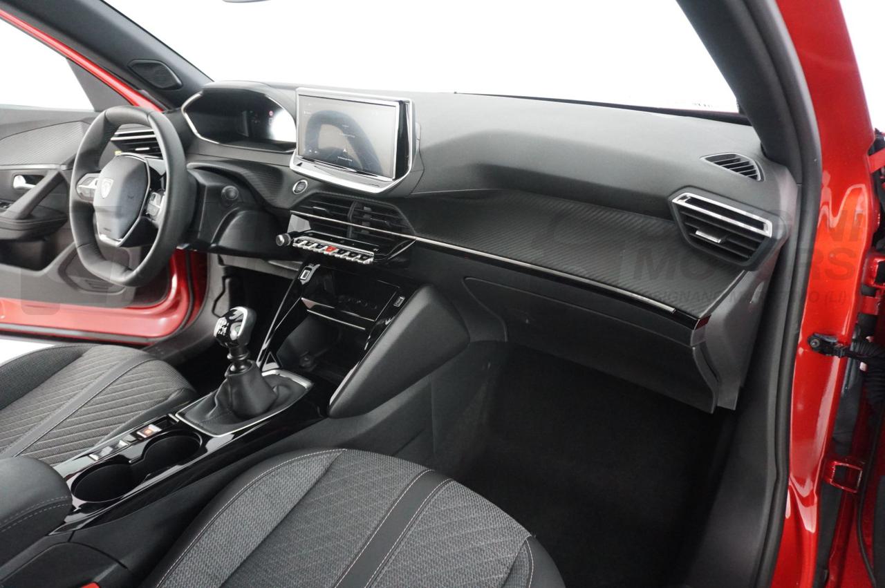 PEUGEOT 2008 1.2 PURETECH 100CV ALLURE - 23