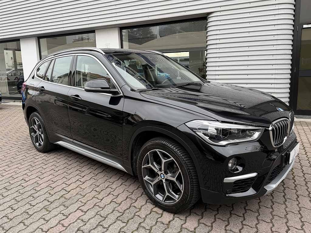 BMW X1 sdrive 18i xLine X LINE TETTO APRIB. TAGLIANDI BMW - 3