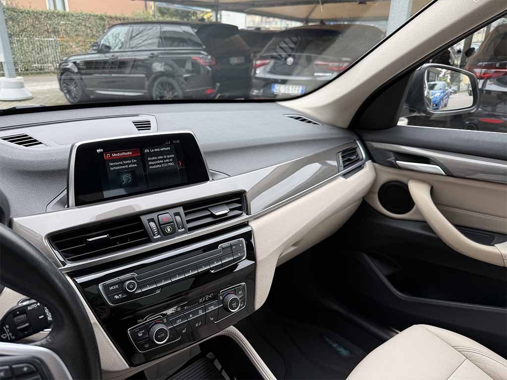 BMW X1 sdrive 18i xLine X LINE TETTO APRIB. TAGLIANDI BMW - 19