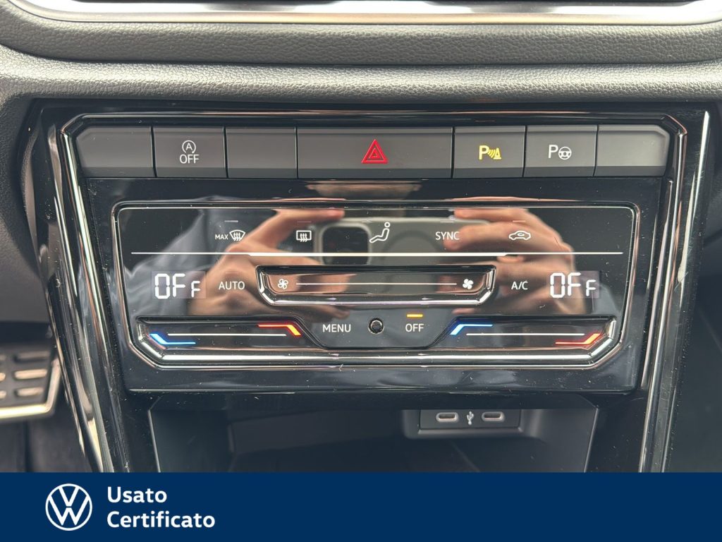 VOLKSWAGEN T-Roc 1.5 tsi r-line dsg - 18